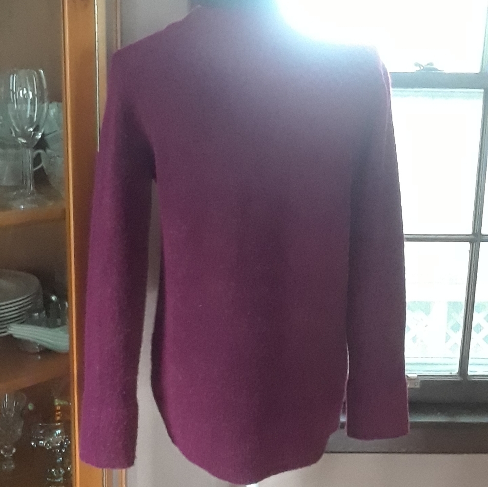 Size XS Banana Republic Maroon Burgundy V Neck Sweater Merino Wool Alpaca - Picture 5 of 16